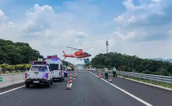 青秀区高速公路汽车救援案例