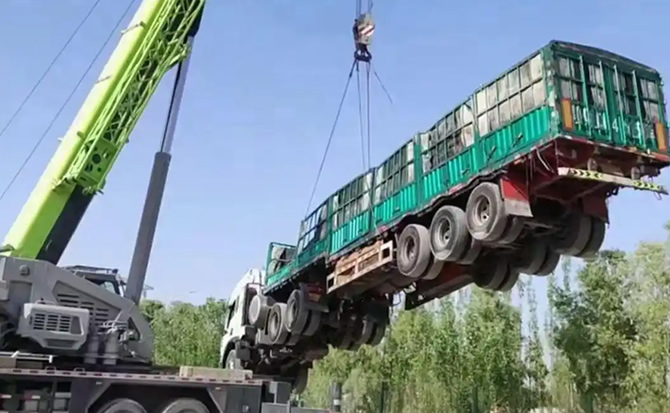 青秀区道路脱困救援案例